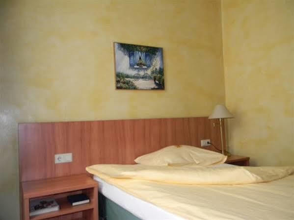 קרלסרוהה Trip Inn Hotel Blankenburg מראה חיצוני תמונה